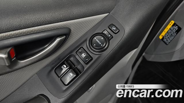 Hyundai Starex 2021 — photo 13