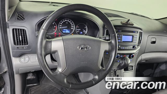 Hyundai Starex 2021 — photo 15
