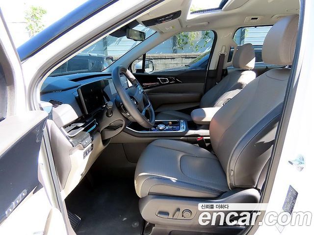 Kia Canival 2025 — photo 5