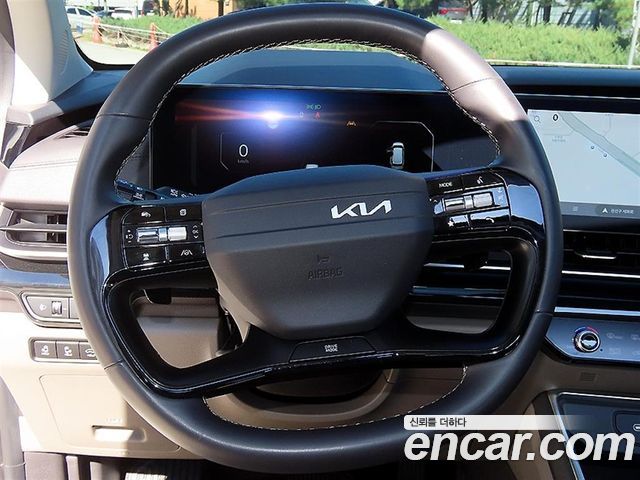 Kia Canival 2025 — photo 9