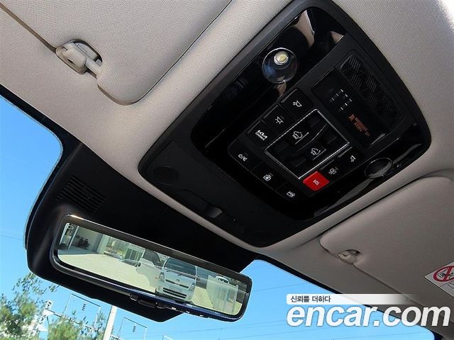 Kia Canival 2025 — photo 13