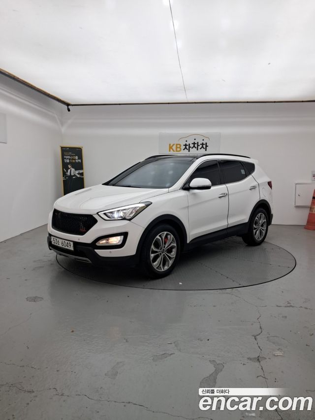 Hyundai Santafe 2015 — photo 1