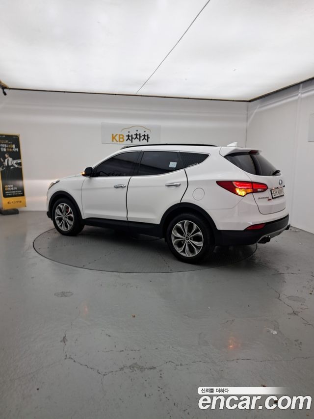 Hyundai Santafe 2015 — photo 2