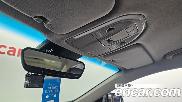 Genesis G80 2017 — photo 16