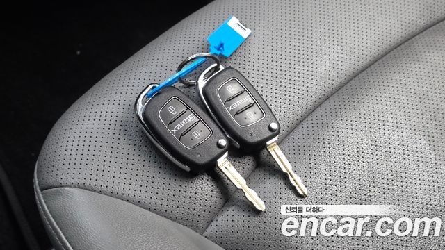 Hyundai Starex 2019 — photo 17
