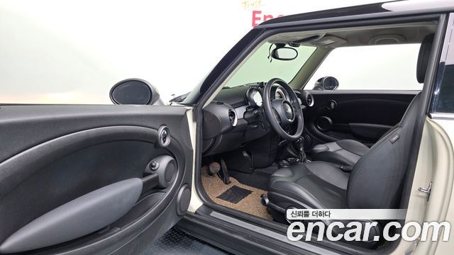 Mini Cooper 2013 — photo 10