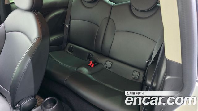Mini Cooper 2013 — photo 12