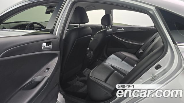 Hyundai Sonata 2013 — photo 12