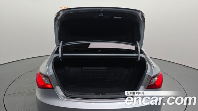 Hyundai Sonata 2013 — photo 18
