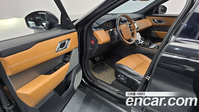 Land Rover Range Rover Velar 2018 — photo 10