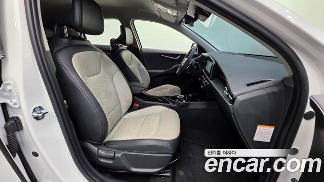 Kia Niro 2025 — photo 10