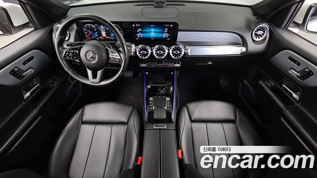 Mercedes-Benz GLB-Class 2021 — photo 7