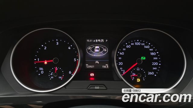 Volkswagen Tiguan 2020 — photo 11