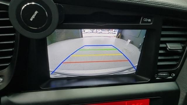 Kia K5 2011 — photo 11