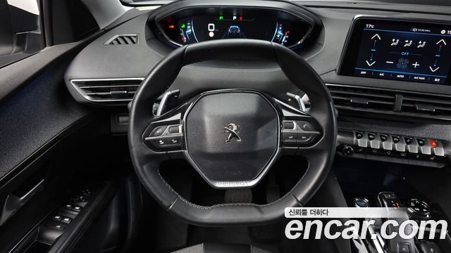 Peugeot 5008 2018 — photo 13