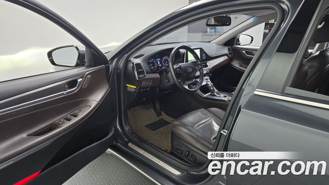 Hyundai Grandeur 2018 — photo 10