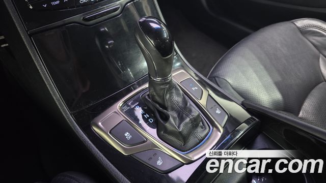 Hyundai Grandeur 2012 — photo 9