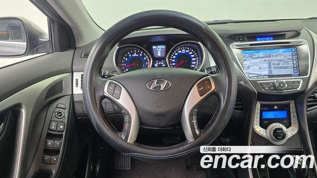 Hyundai AVANTE 2011 — photo 13