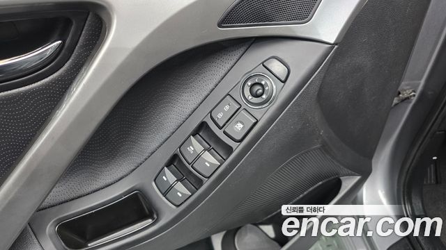 Hyundai AVANTE 2011 — photo 18