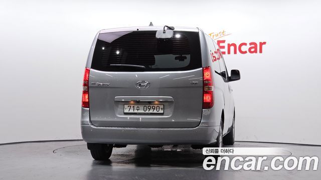 Hyundai Starex 2019 — photo 4