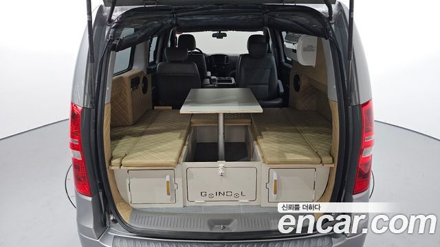 Hyundai Starex 2019 — photo 25
