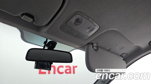 Hyundai Starex 2019 — photo 29
