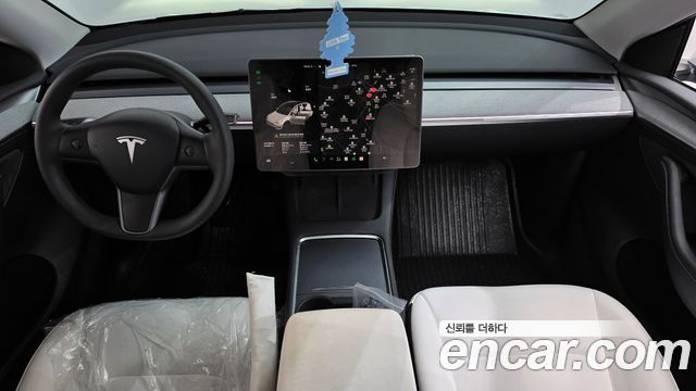 Tesla Model Y 2024 — photo 10