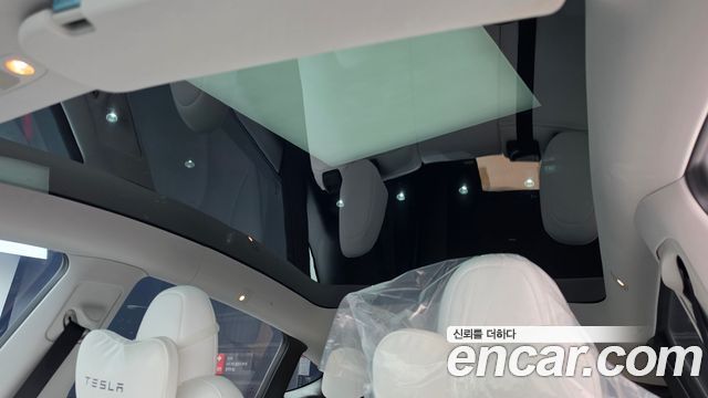Tesla Model Y 2024 — photo 21