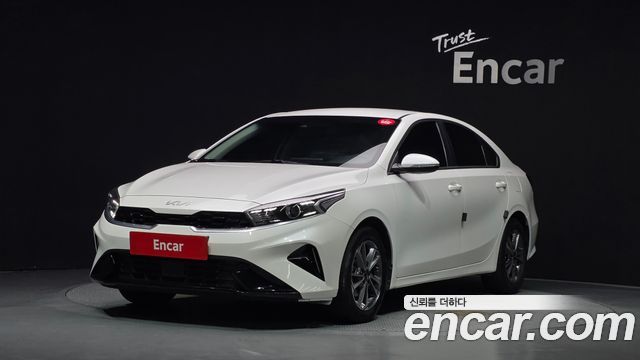 Kia K3 2023 — photo 1