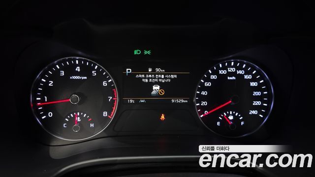 Kia K3 2023 — photo 11