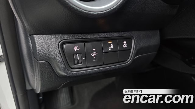 Kia K3 2023 — photo 18