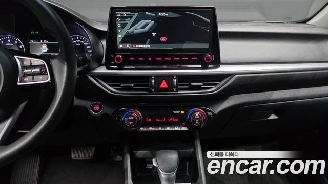 Kia K3 2023 — photo 20