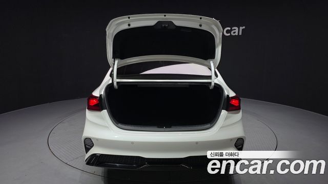 Kia K3 2023 — photo 25