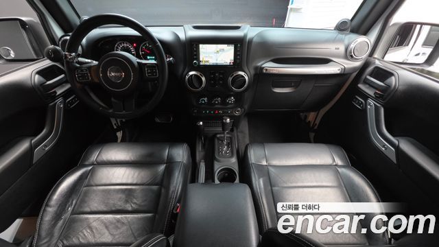 Jeep Wrangler 2012 — photo 7