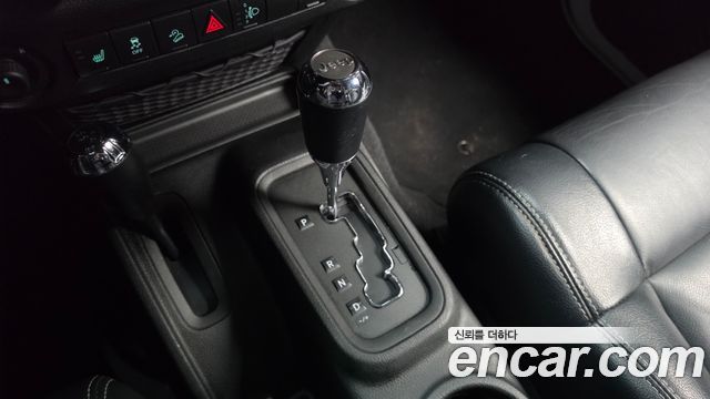 Jeep Wrangler 2012 — photo 9