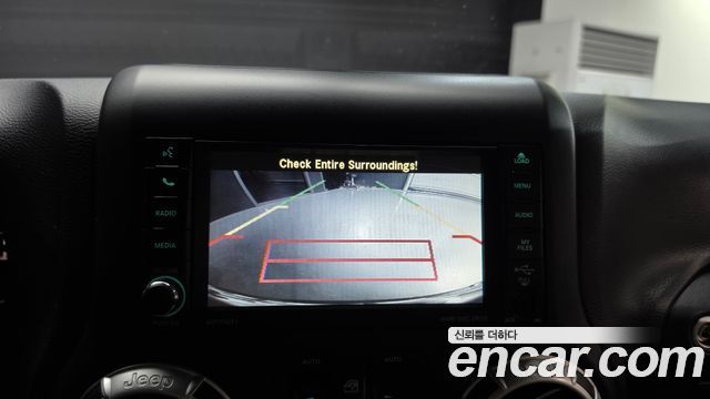 Jeep Wrangler 2012 — photo 14
