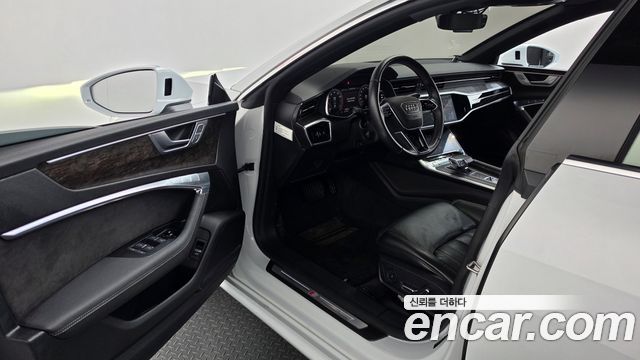 Audi A7 2020 — photo 13