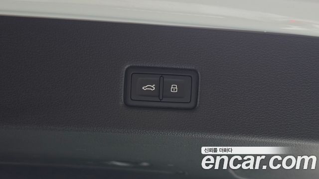 Audi A7 2020 — photo 22