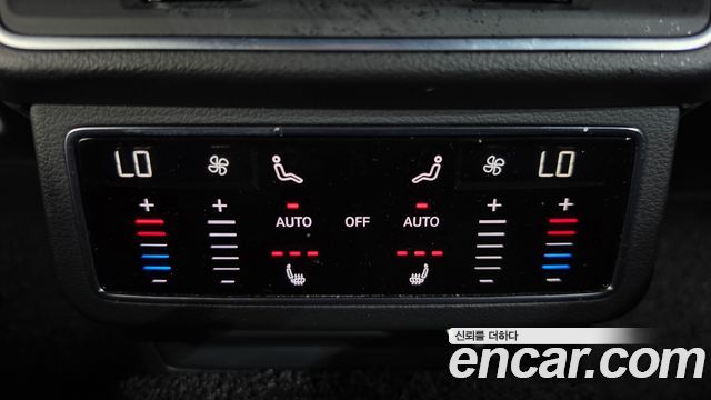 Audi A7 2020 — photo 34