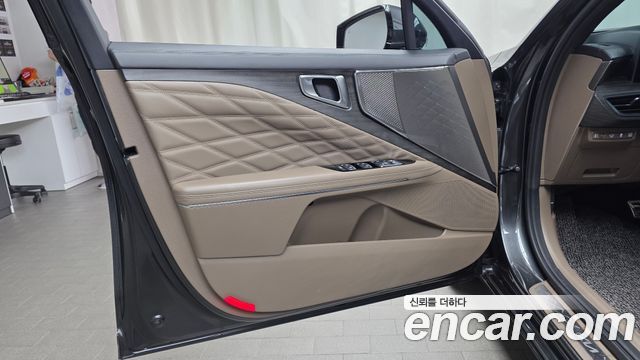 Kia K8 2022 — photo 14