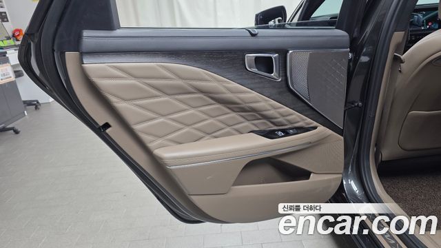 Kia K8 2022 — photo 15