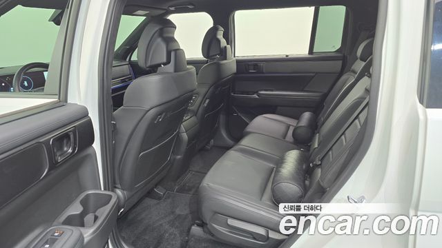 Hyundai Santafe 2024 — photo 17