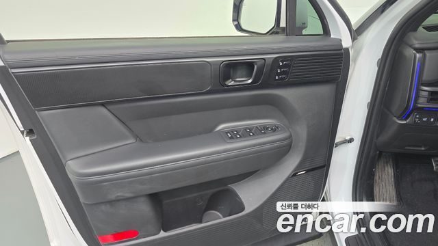 Hyundai Santafe 2024 — photo 14