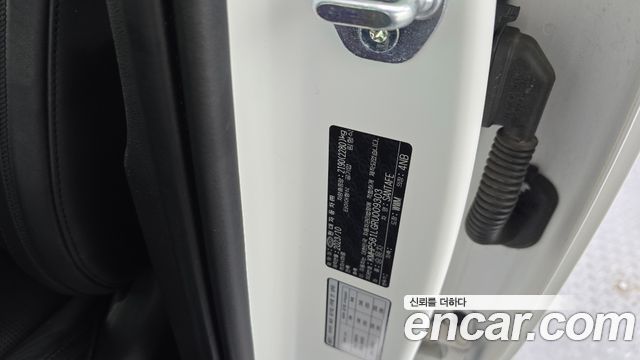 Hyundai Santafe 2024 — photo 28