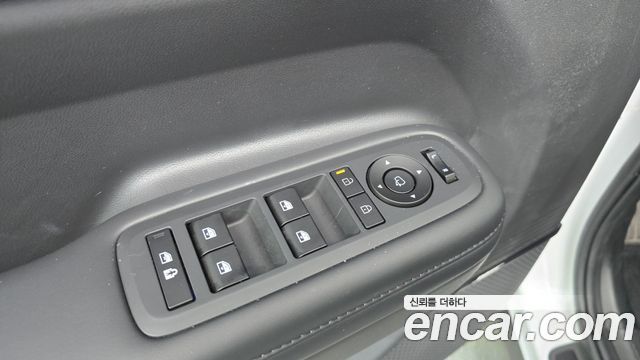 Hyundai Santafe 2024 — photo 40