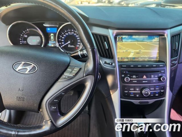 Hyundai Sonata 2015 — photo 11