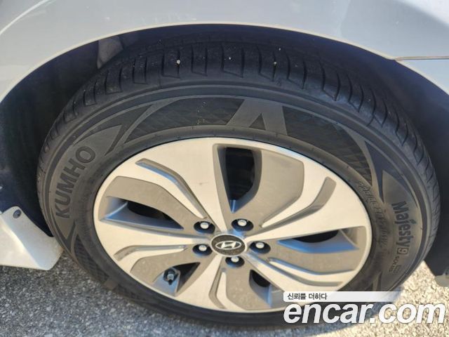 Hyundai Sonata 2015 — photo 18