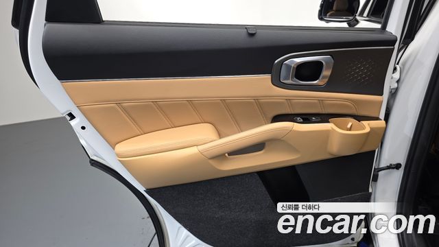 Kia Sorento 2023 — photo 15