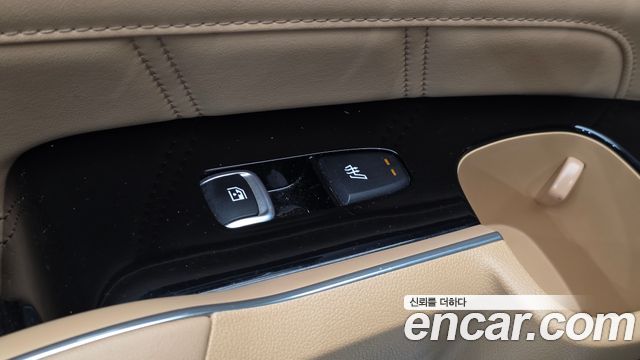 Kia Sorento 2023 — photo 30