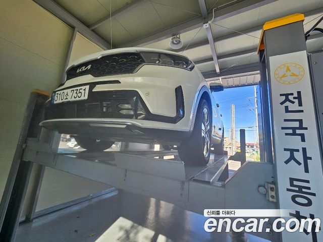 Kia Sorento 2023 — photo 1